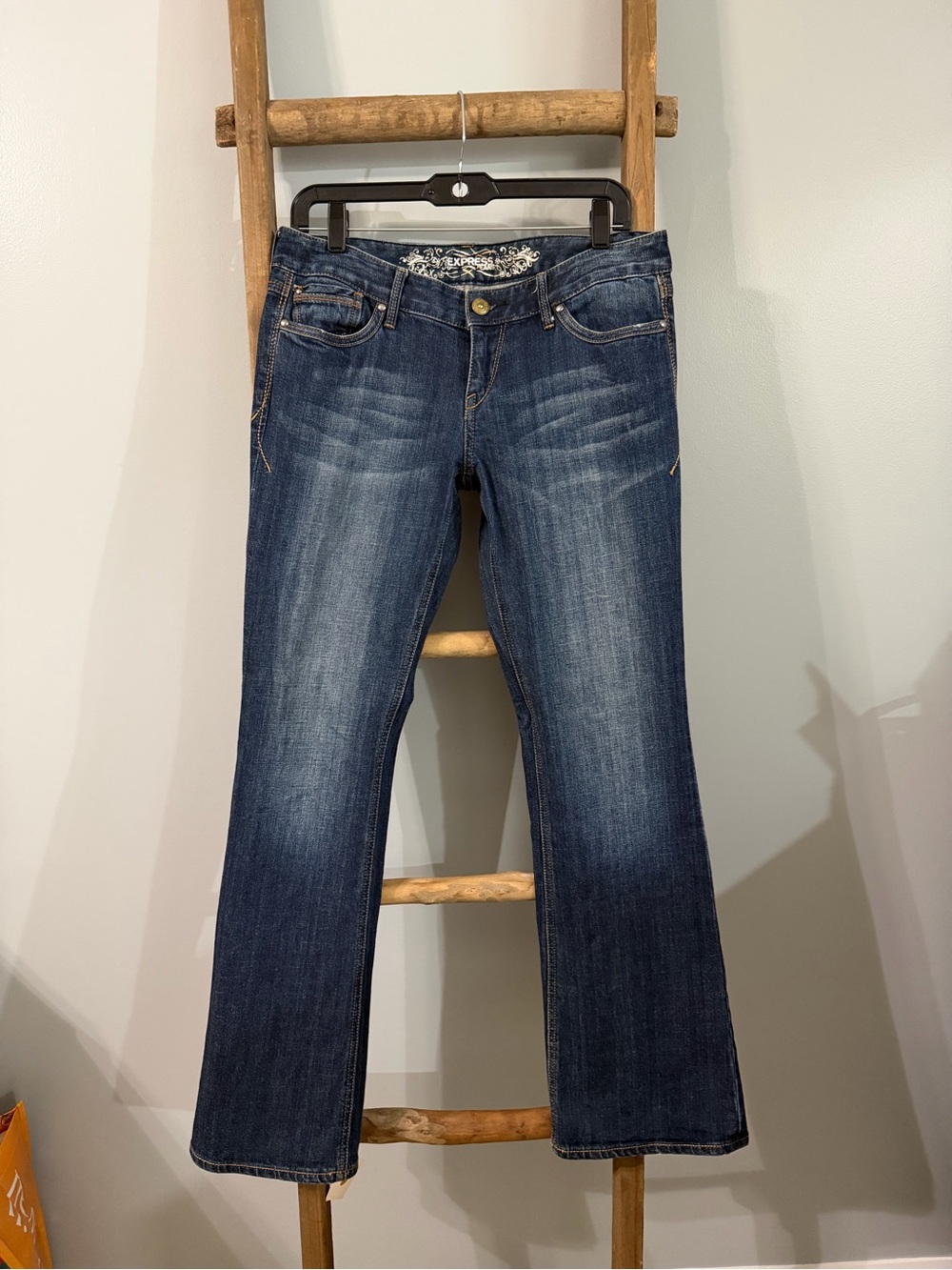 Express Women’s Blue Bootcut Jeans - Mid Wash